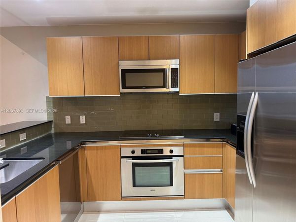 1060 Brickell Ave , Unit 4115, Miami, FL 33131