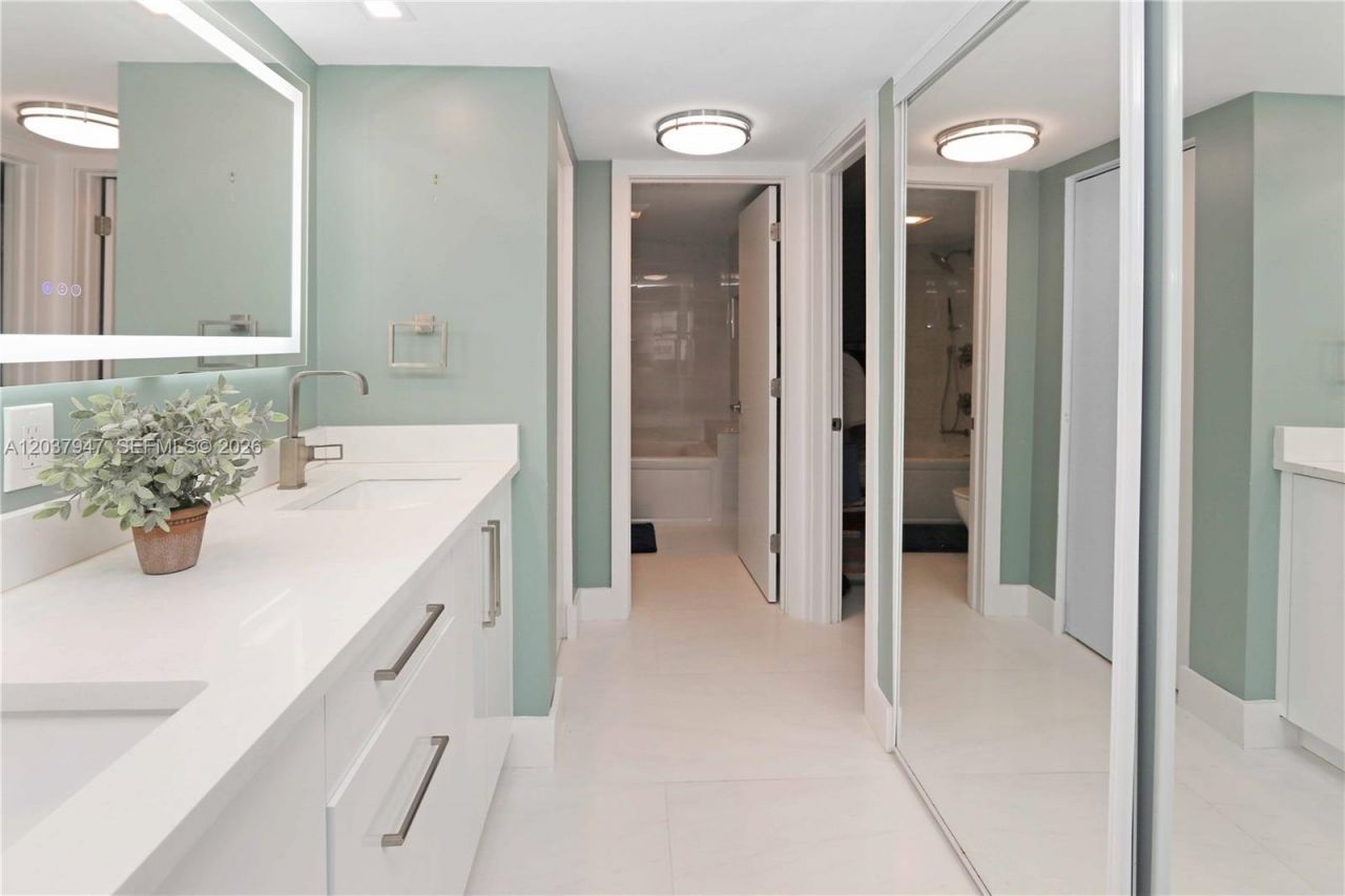 3900 Galt Ocean Dr , Unit 403, Fort Lauderdale, FL 33308 Photo