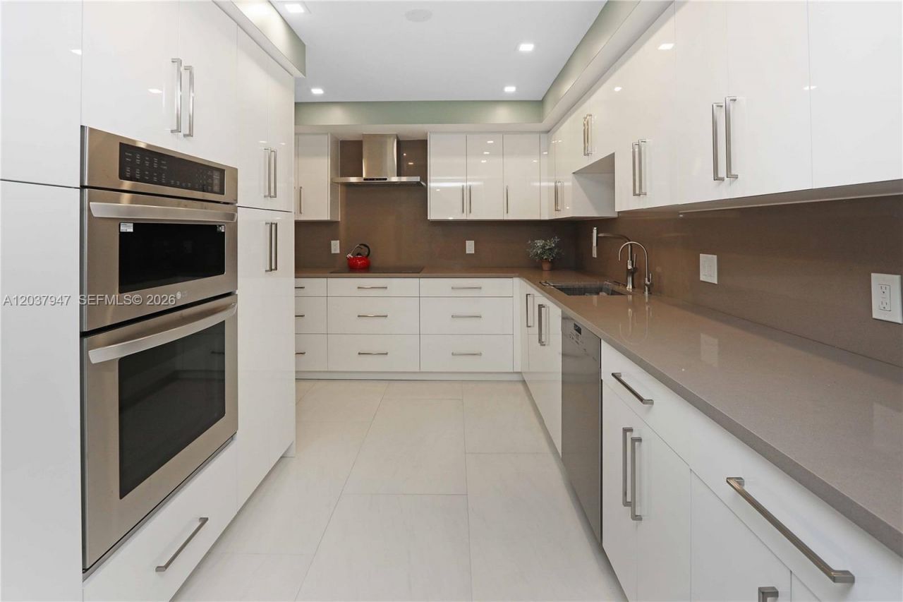 3900 Galt Ocean Dr , Unit 403, Fort Lauderdale, FL 33308 Photo