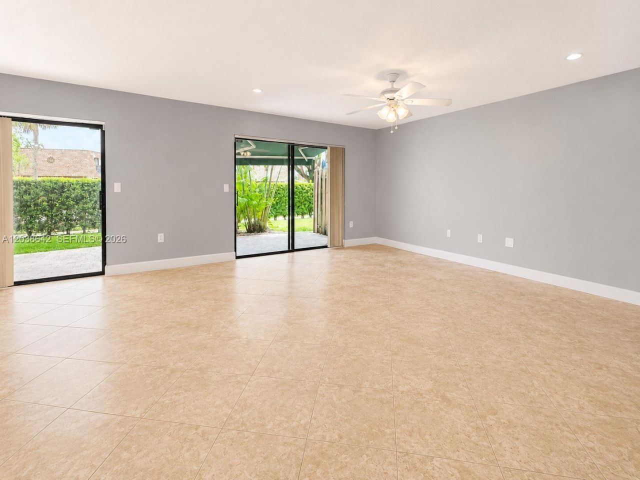 5476 Gate Lake Rd, Unit 5476, Tamarac, FL 33319 Photo