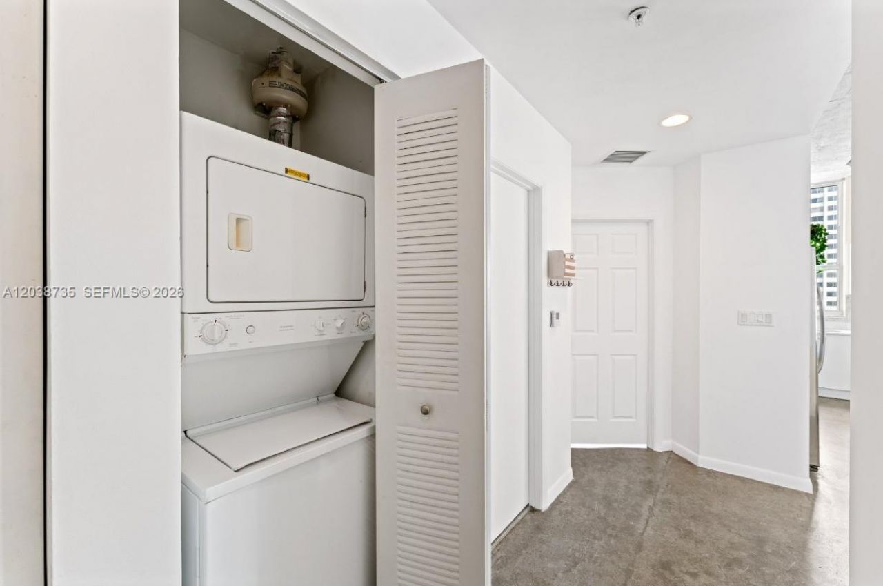 133 NE 2nd Ave , Unit 1112, Miami, FL 33132 Photo