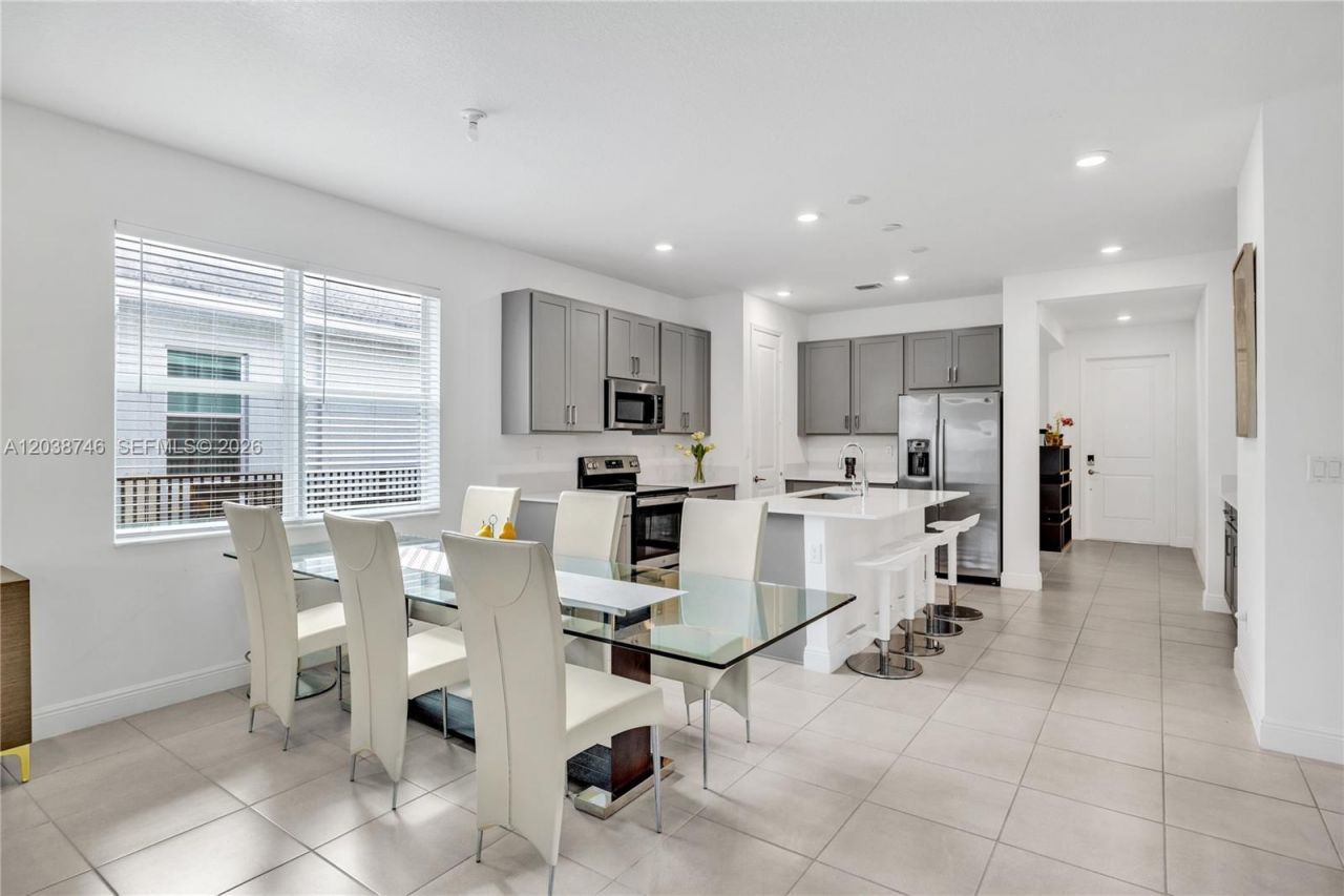 4242 Rosa Dr , Deerfield Beach, FL 33064 Photo