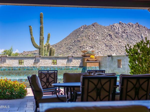 10585 E CRESCENT MOON Drive, Unit 4, Scottsdale, AZ 85262