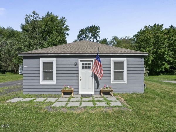 6959 Fuller Station Road, Schenectady, NY 12303