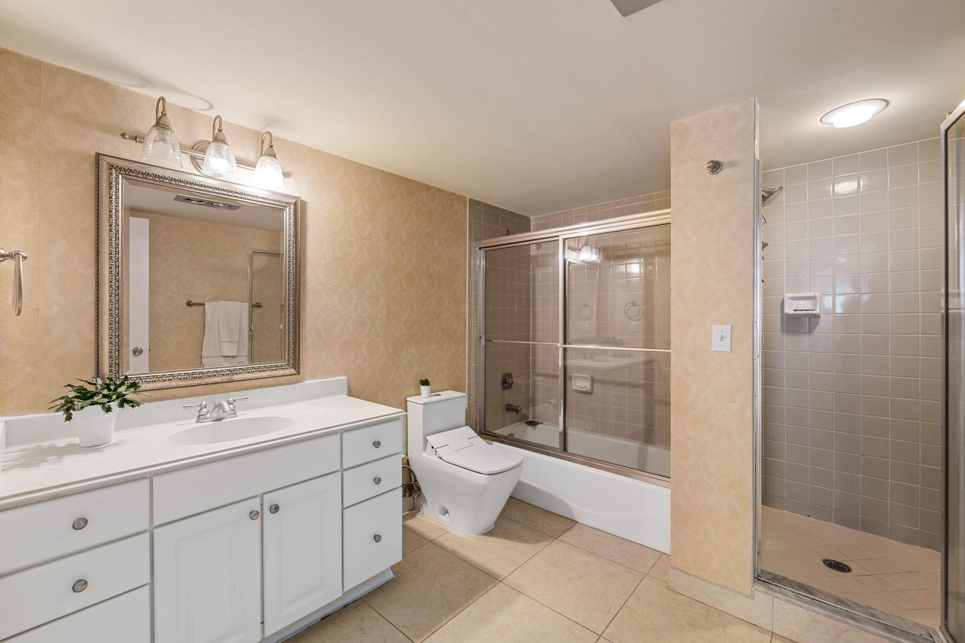 13362 Polo Road W, Unit B102, Wellington, FL 33414 Photo