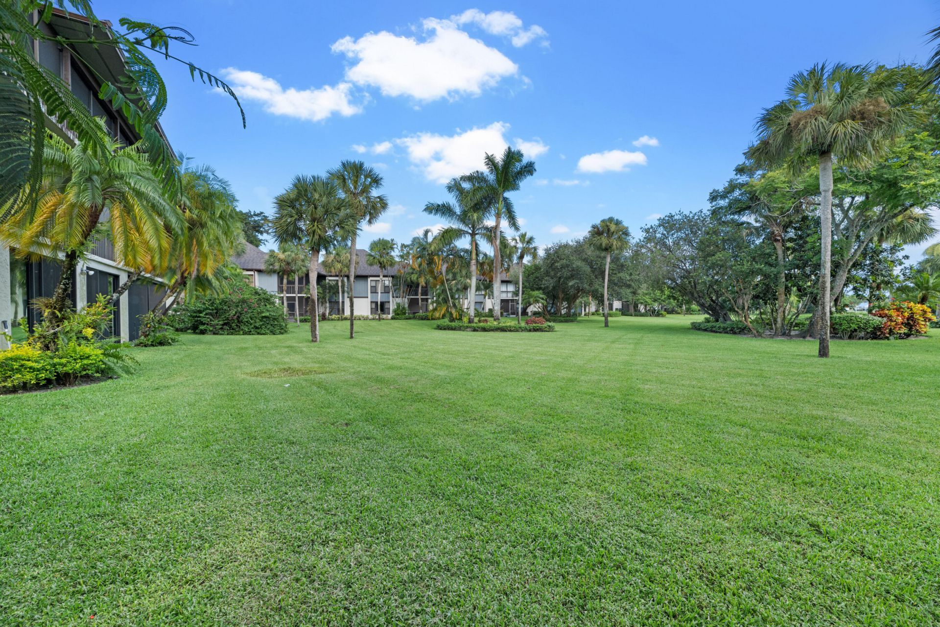 13362 Polo Road W, Unit B102, Wellington, FL 33414 Photo
