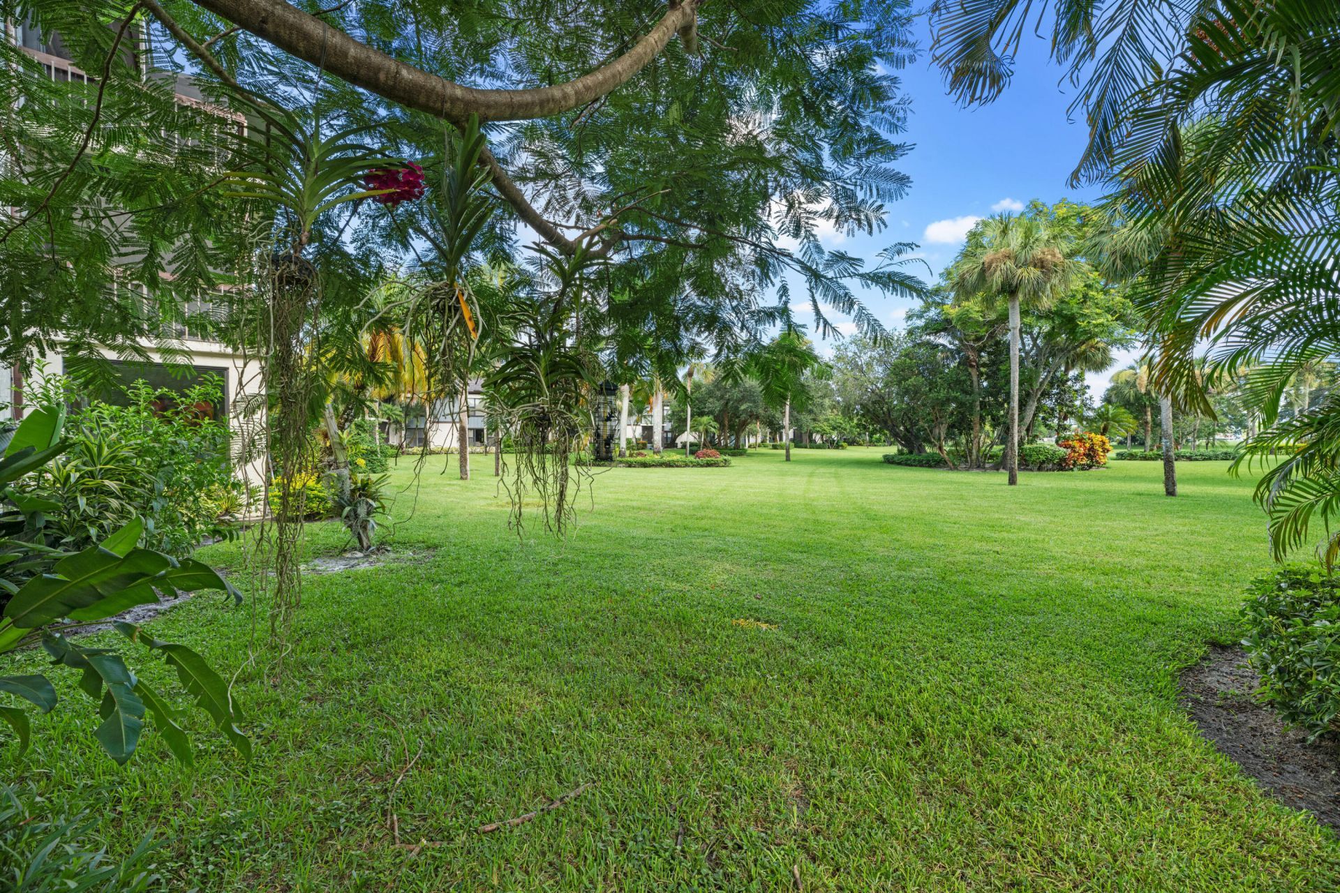 13362 Polo Road W, Unit B102, Wellington, FL 33414 Photo