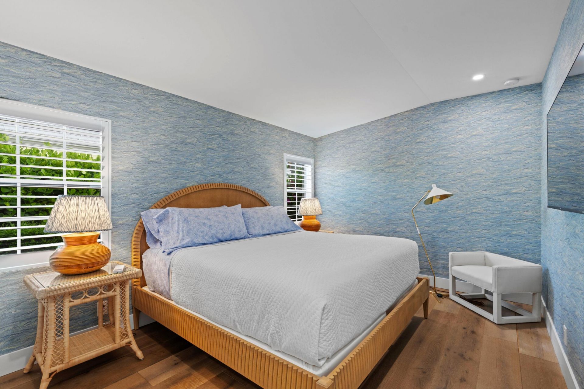 142 Peruvian Avenue, Unit 1020, Palm Beach, FL 33480 Photo