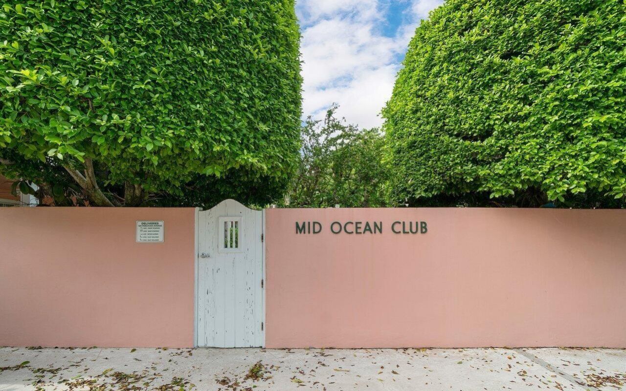 142 Peruvian Avenue, Unit 1020, Palm Beach, FL 33480 Photo