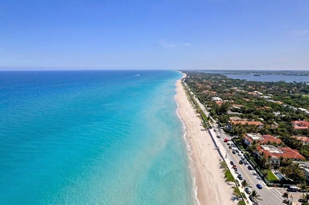 142 Peruvian Avenue, Unit 1020, Palm Beach, FL 33480 Photo
