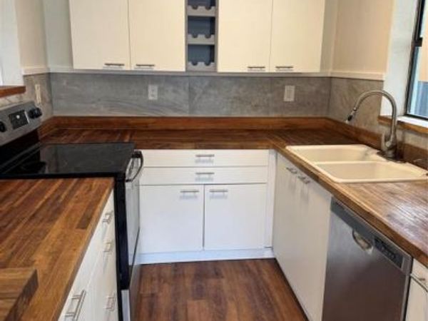 520 NE 58th Street, Unit B, Oakland Park, FL 33334