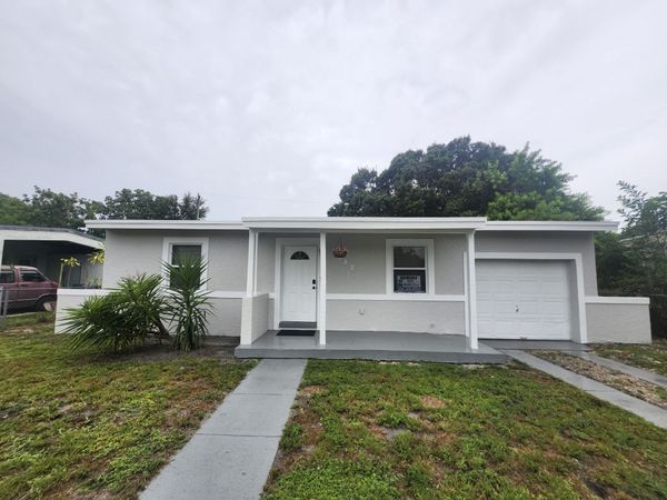 942 NW 12th Street, Fort Lauderdale, FL 33311