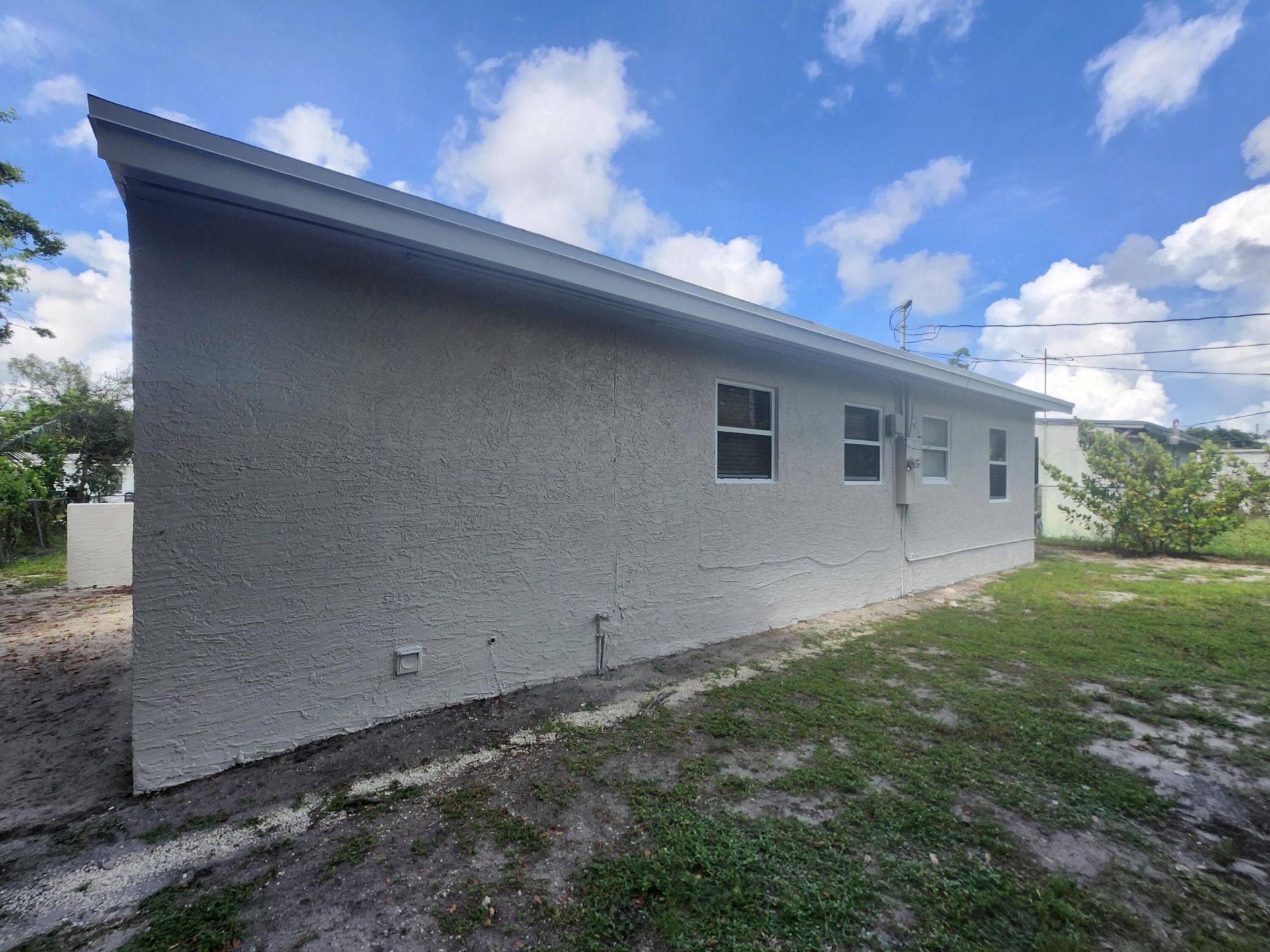 942 NW 12th Street, Fort Lauderdale, FL 33311 Photo