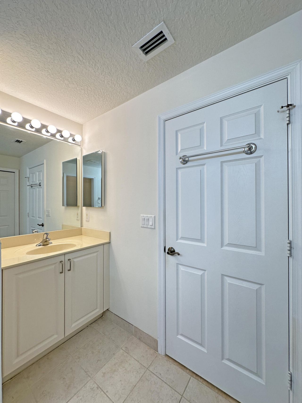 11329 SW Birch Tree Circle, Port Saint Lucie, FL 34987 Photo