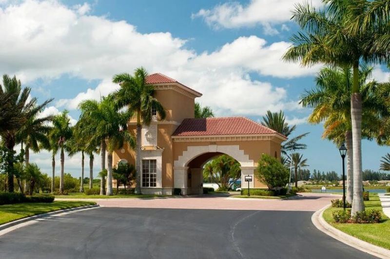11329 SW Birch Tree Circle, Port Saint Lucie, FL 34987 Photo