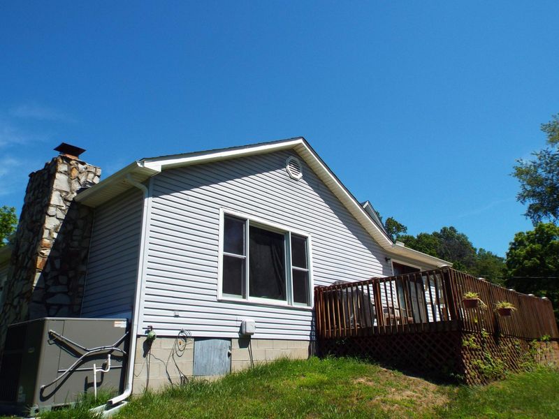2964 Tick Ridge Road , Vinton, OH 45686 Photo 6