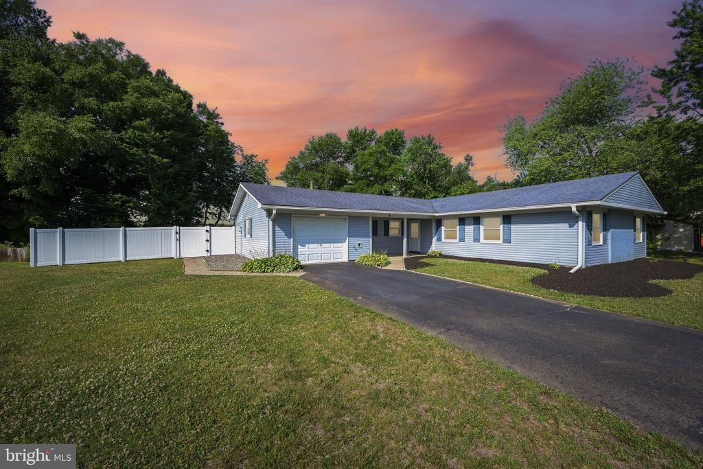 46 Trinity Turn, Willingboro, NJ 08046 Main Photo