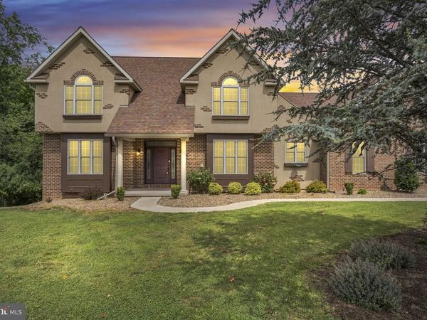 4002 GLENFINNAN PLACE, MECHANICSBURG, PA 17055