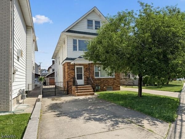 521 PENNINGTON ST, Elizabeth, NJ 07202