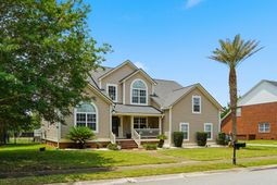 5043 Spaniel Drive photo 4