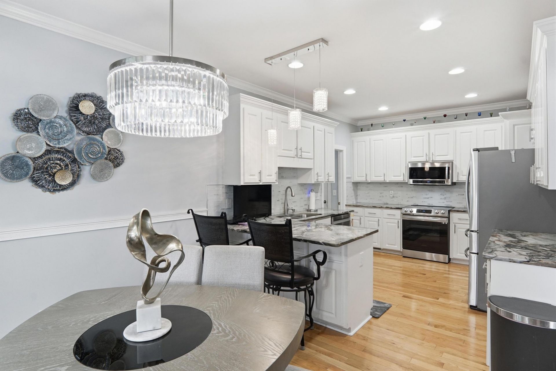 5043 Spaniel Drive Photo 21