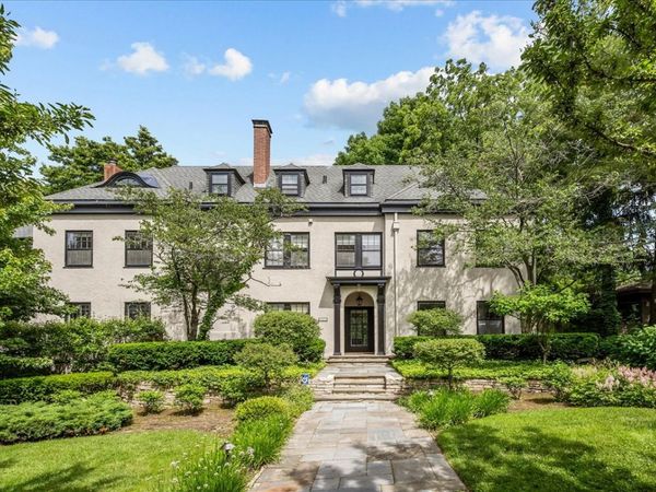 605 Arbor Vitae Road , Winnetka, IL 60093