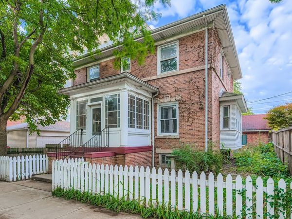 7356 N Ashland Boulevard, Chicago, IL 60626