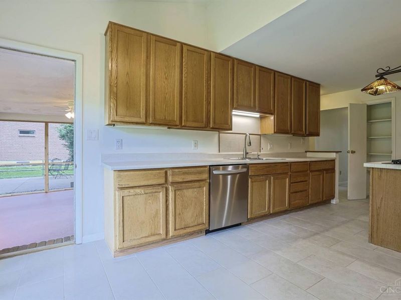 10639 Weil Road, Montgomery, OH 45249 Photo 21