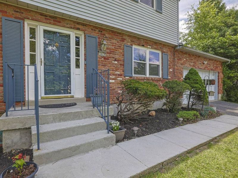 10639 Weil Road, Montgomery, OH 45249 Photo 3