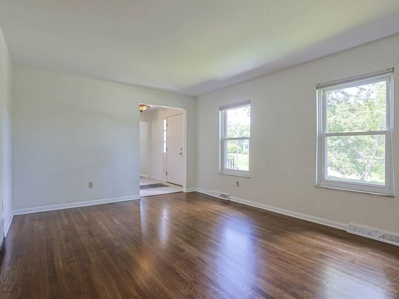 10639 Weil Road, Montgomery, OH 45249 Photo 5