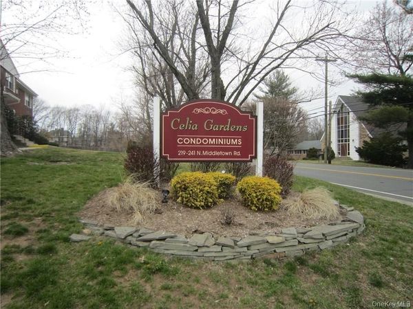 221 N Middletown Road, Unit C, Pearl River, NY 10965