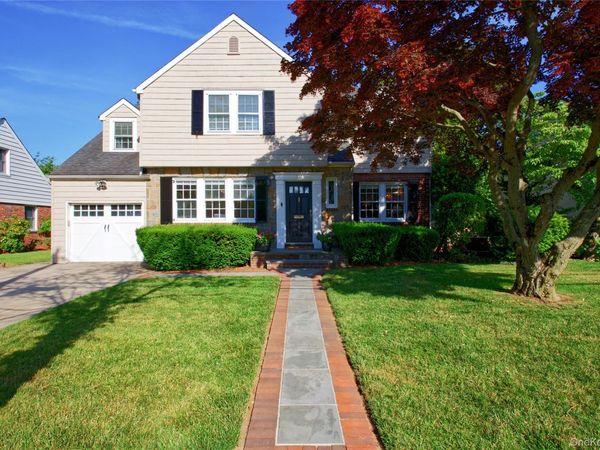 23 Foster Avenue , Malverne, NY 11565