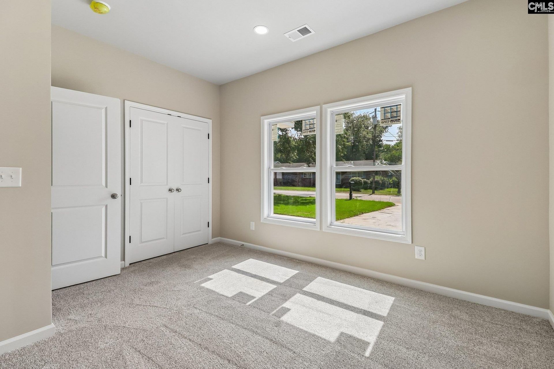 1235 Sawyer Street Photo 13