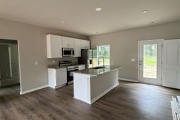 1235 Sawyer Street  photo 4