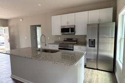 1235 Sawyer Street  photo 4