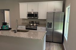 1235 Sawyer Street photo 4