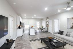 1235 Sawyer Street photo 4