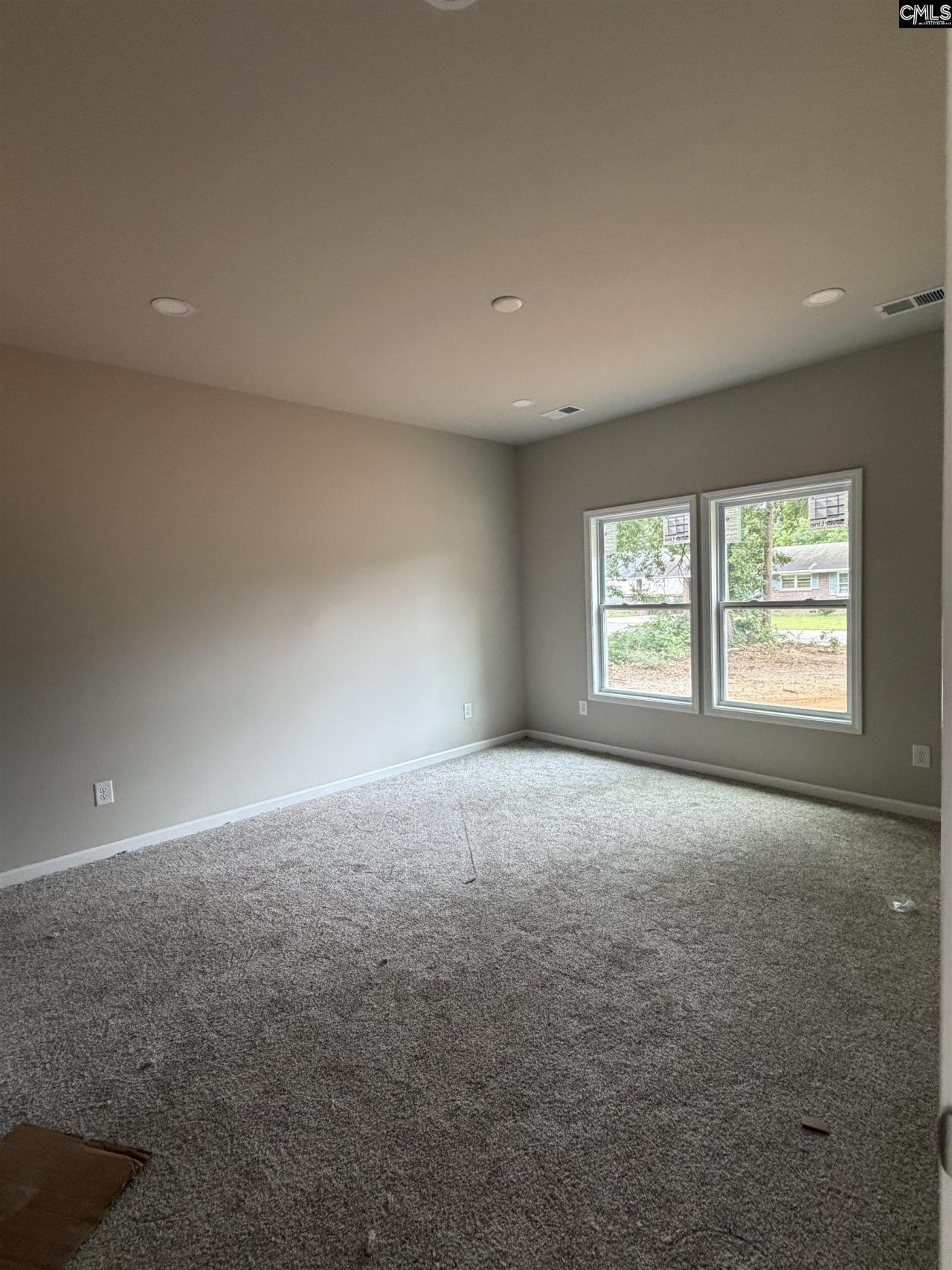1235 Sawyer Street  Photo 6