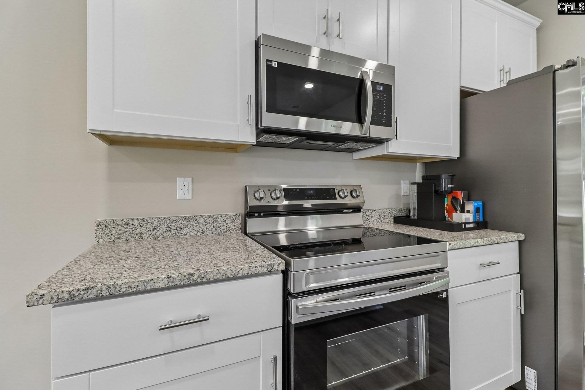 1235 Sawyer Street Photo 9