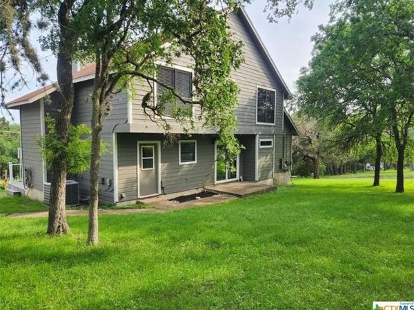 305 Forest DR, San Marcos, TX 78666
