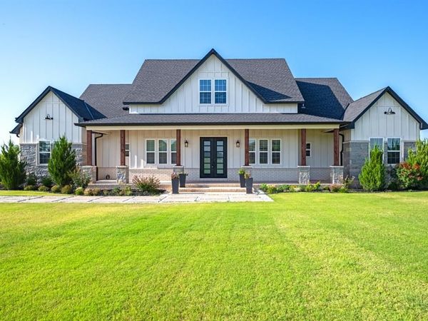 12716 SW 53rd Street, Mustang, OK 73064