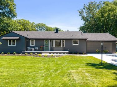 2605 S 87 Avenue, Omaha, NE 68114
