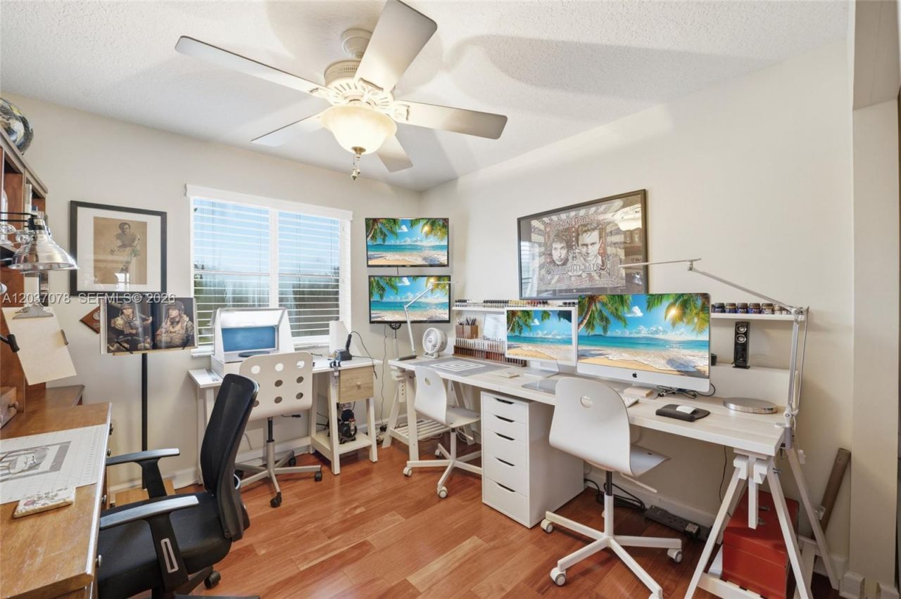 1277 Meadows Blvd, Weston, FL 33327 Photo