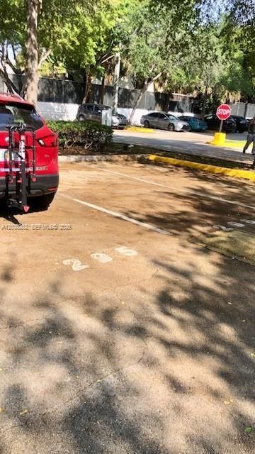 482 NW 165th St Rd, Unit A504, Miami, FL 33169 Photo