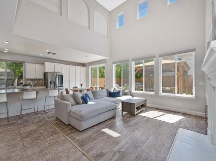 4060 Clarewood Way, Sacramento, CA 95835 Photo