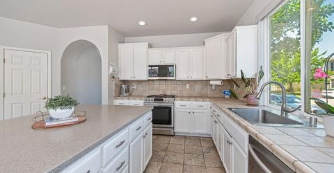 4060 Clarewood Way, Sacramento, CA 95835 Photo