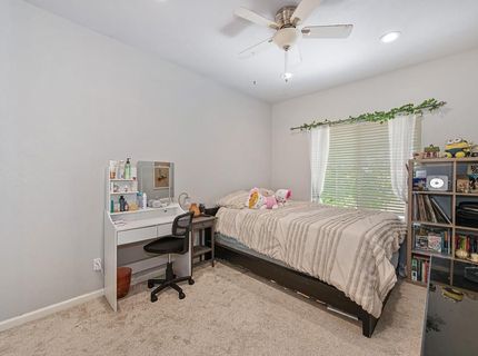 4060 Clarewood Way, Sacramento, CA 95835 Photo