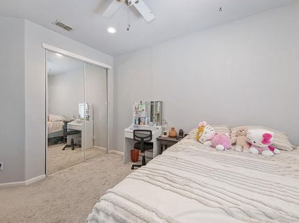 4060 Clarewood Way, Sacramento, CA 95835 Photo