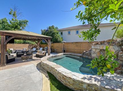 4060 Clarewood Way, Sacramento, CA 95835 Photo