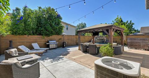 4060 Clarewood Way, Sacramento, CA 95835 Photo